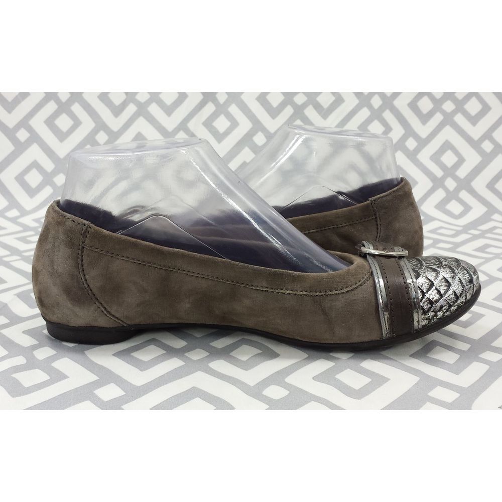 AGL Attilio Giusti Leombruni Cap Toe Ballet Flats - Picture 7 of 13